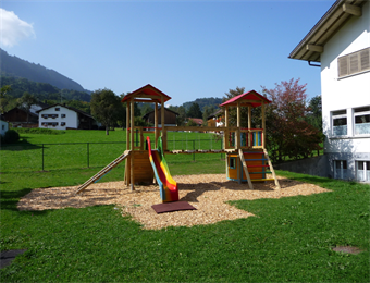 Spielplatz Kindergarten Latz